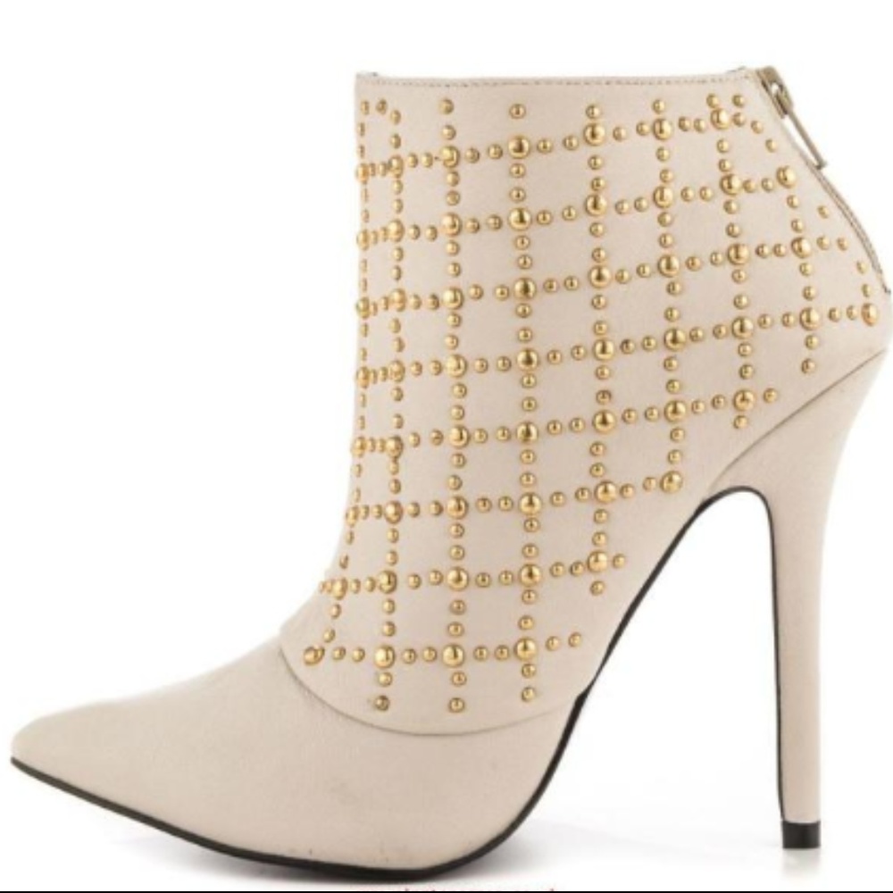 London Trash Diane Bootie in White